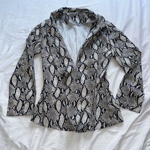 SHEIN Snake Skin Shall Blazer -‎ NEVER WORN Size Small ALL SHEIN BOGO!!